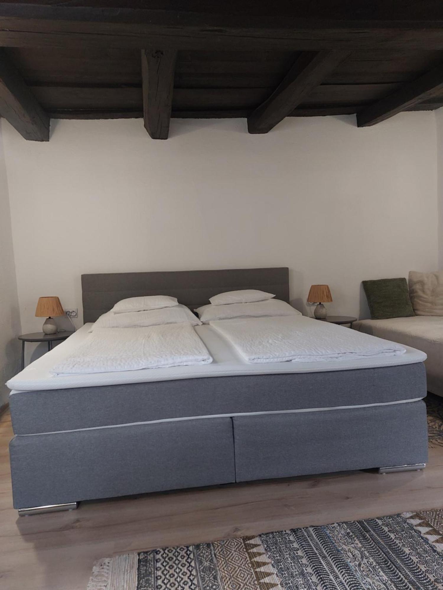 טיהאני Babamuzeum Apartman מראה חיצוני תמונה