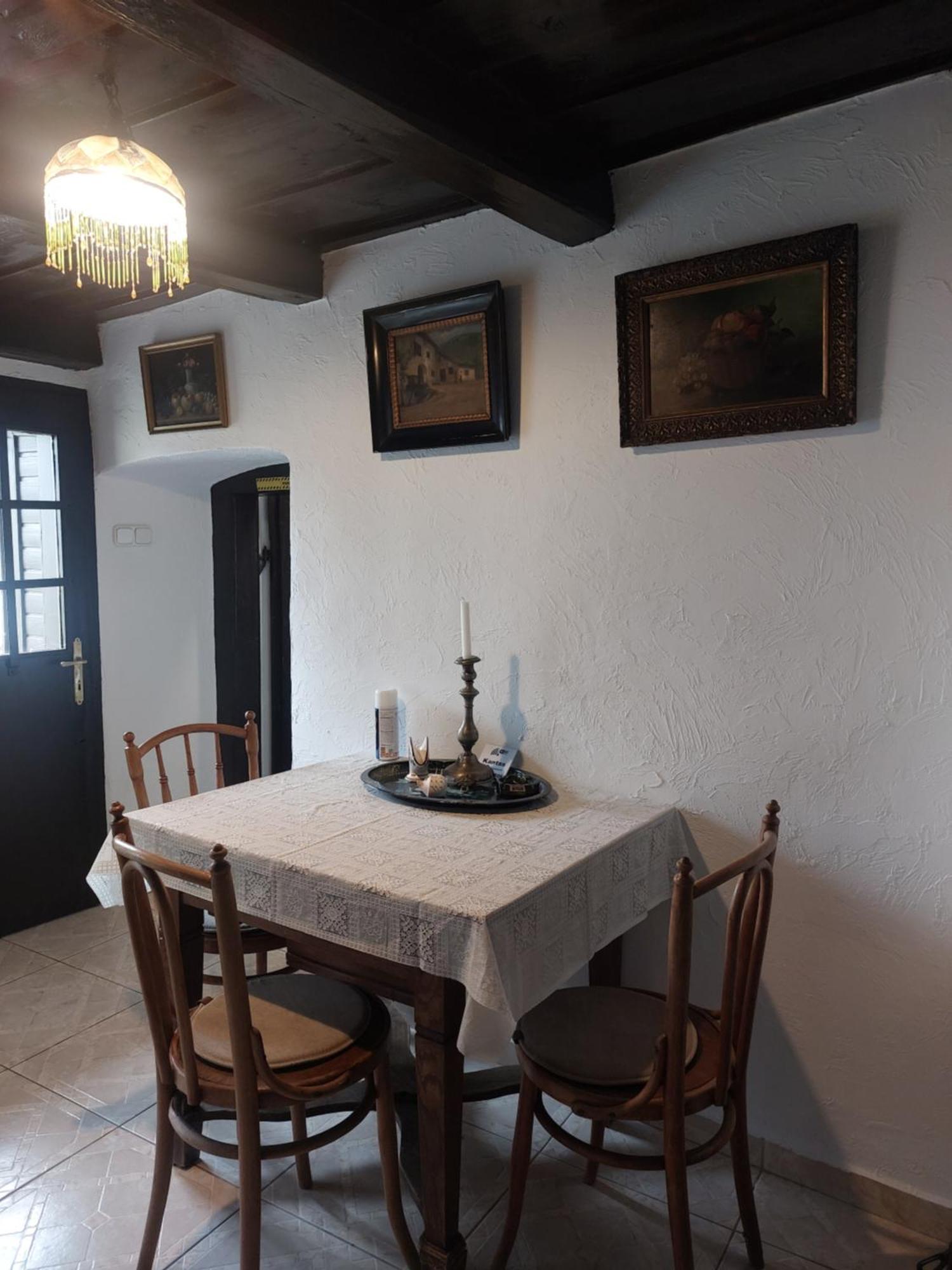 טיהאני Babamuzeum Apartman מראה חיצוני תמונה