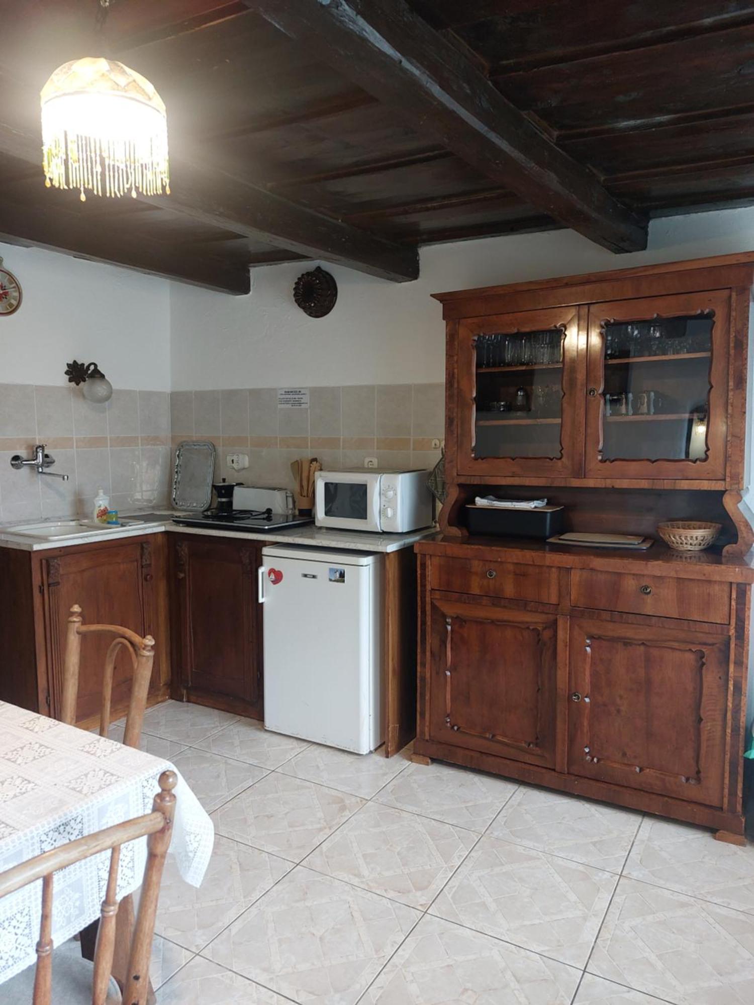 טיהאני Babamuzeum Apartman מראה חיצוני תמונה