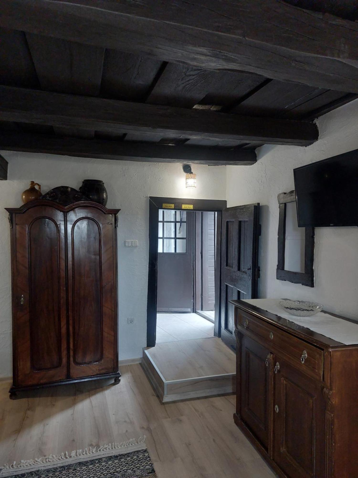 טיהאני Babamuzeum Apartman מראה חיצוני תמונה